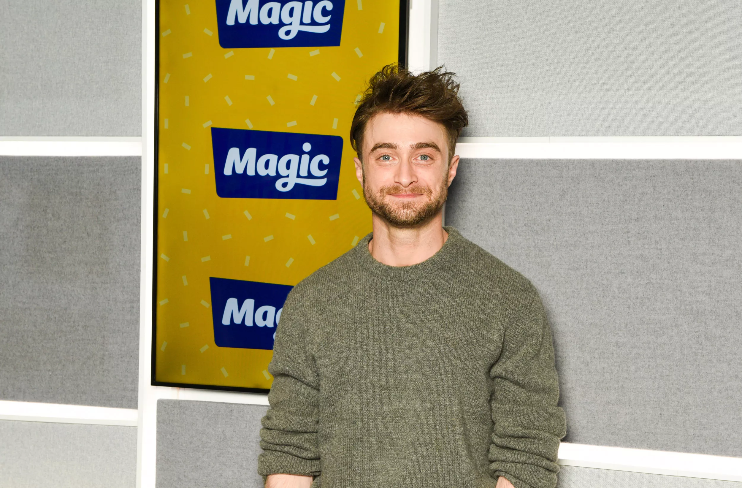 Daniel Radcliffe Praised for Refusing to Weigh In on Will Smith Slap - Vimarsana News