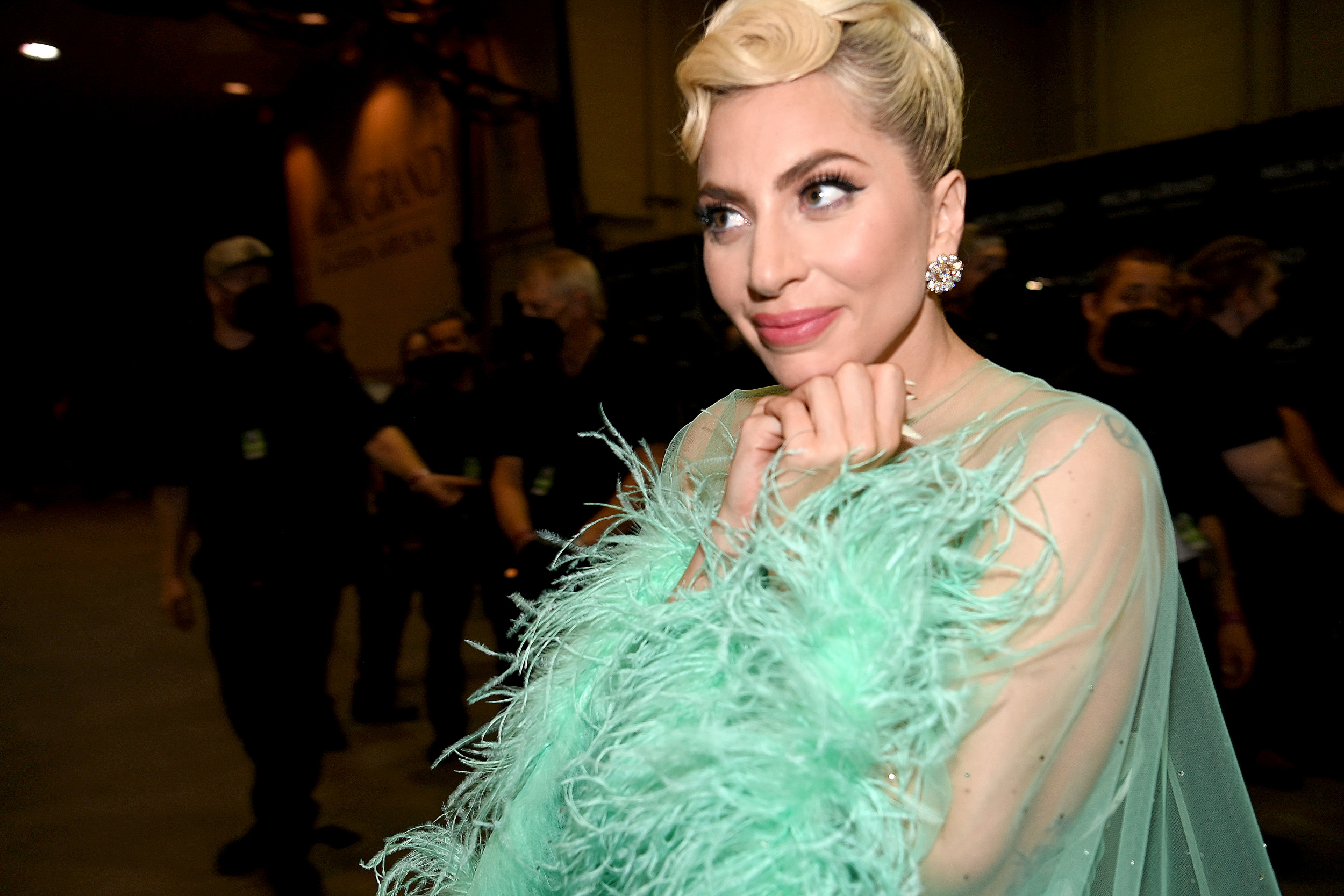 Lady Gaga S Thoughtful Gestures Show The Sweet Side Of Showbiz