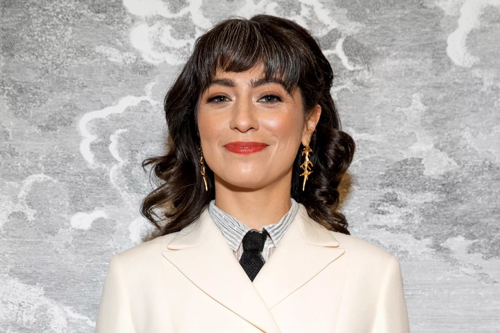'SNL' Star Melissa Villaseñor Likes, Agrees With Tweets Slamming Show - Vimarsana News