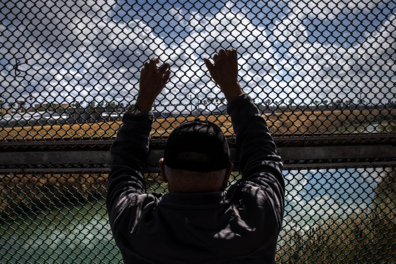 Asylum Seekers Cross Into U.S. In Reversal