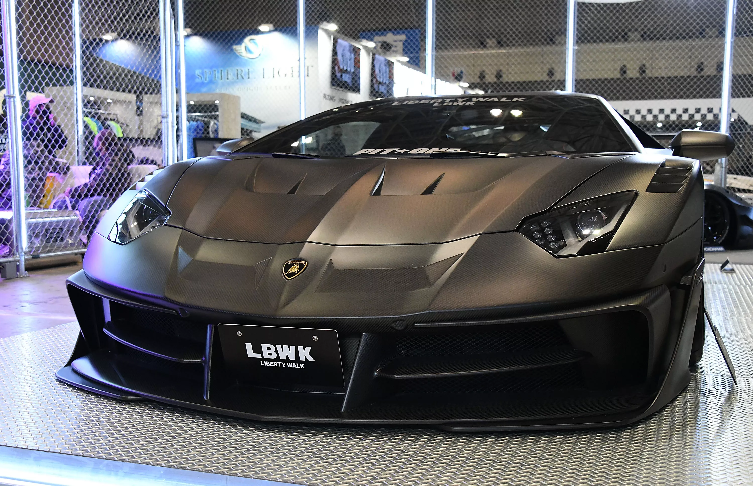 Jeff Logan's Son Didn't Realize His Dad Was Picking Him Up in a Lamborghini - Vimarsana News
