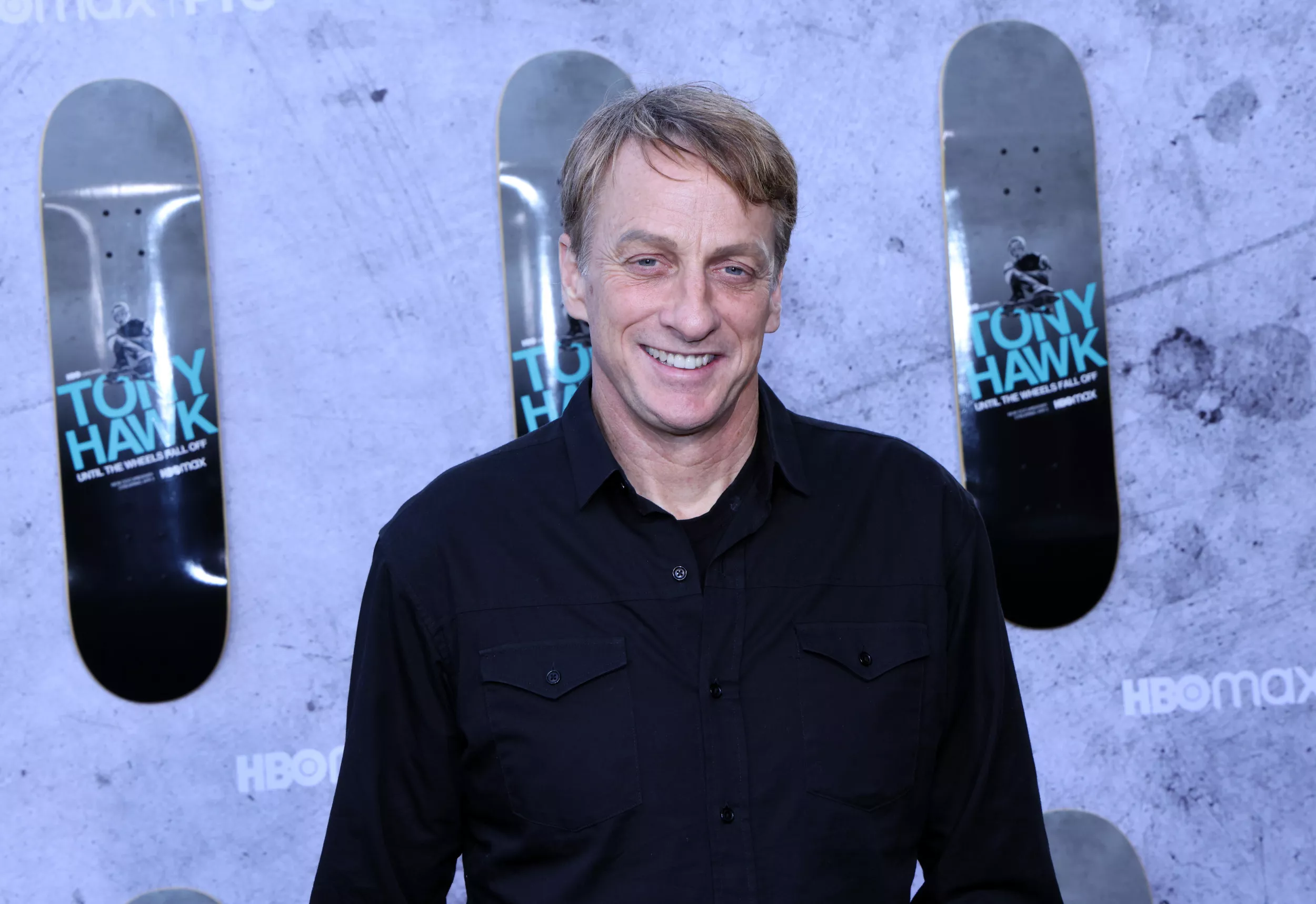 Tony Hawk 'Perplexed' After Elevator Encounter With Couple in Viral Tweet - Vimarsana News