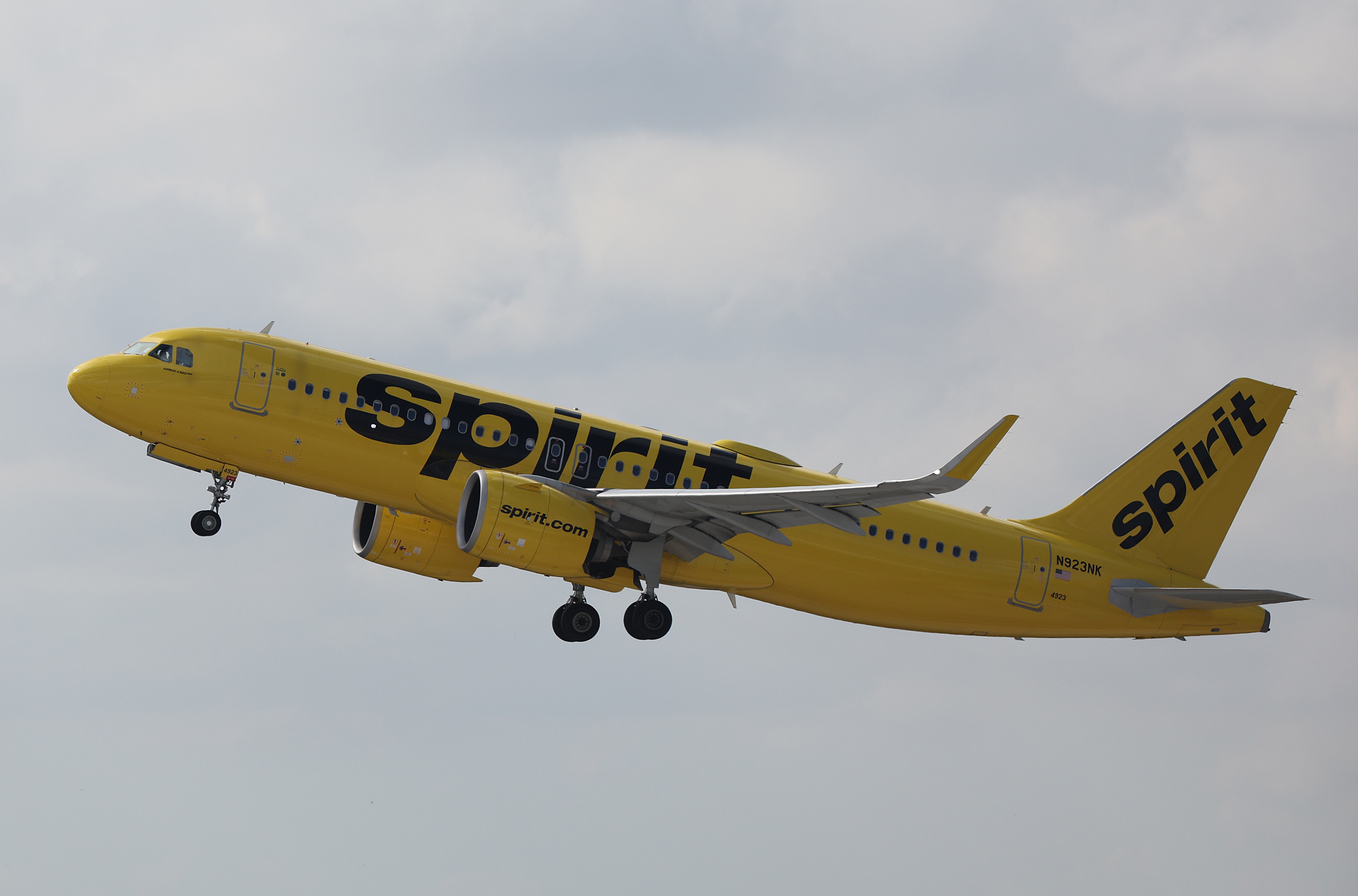 Spirit Passengers Allegedly Notified Of Flight Change After It Already ...