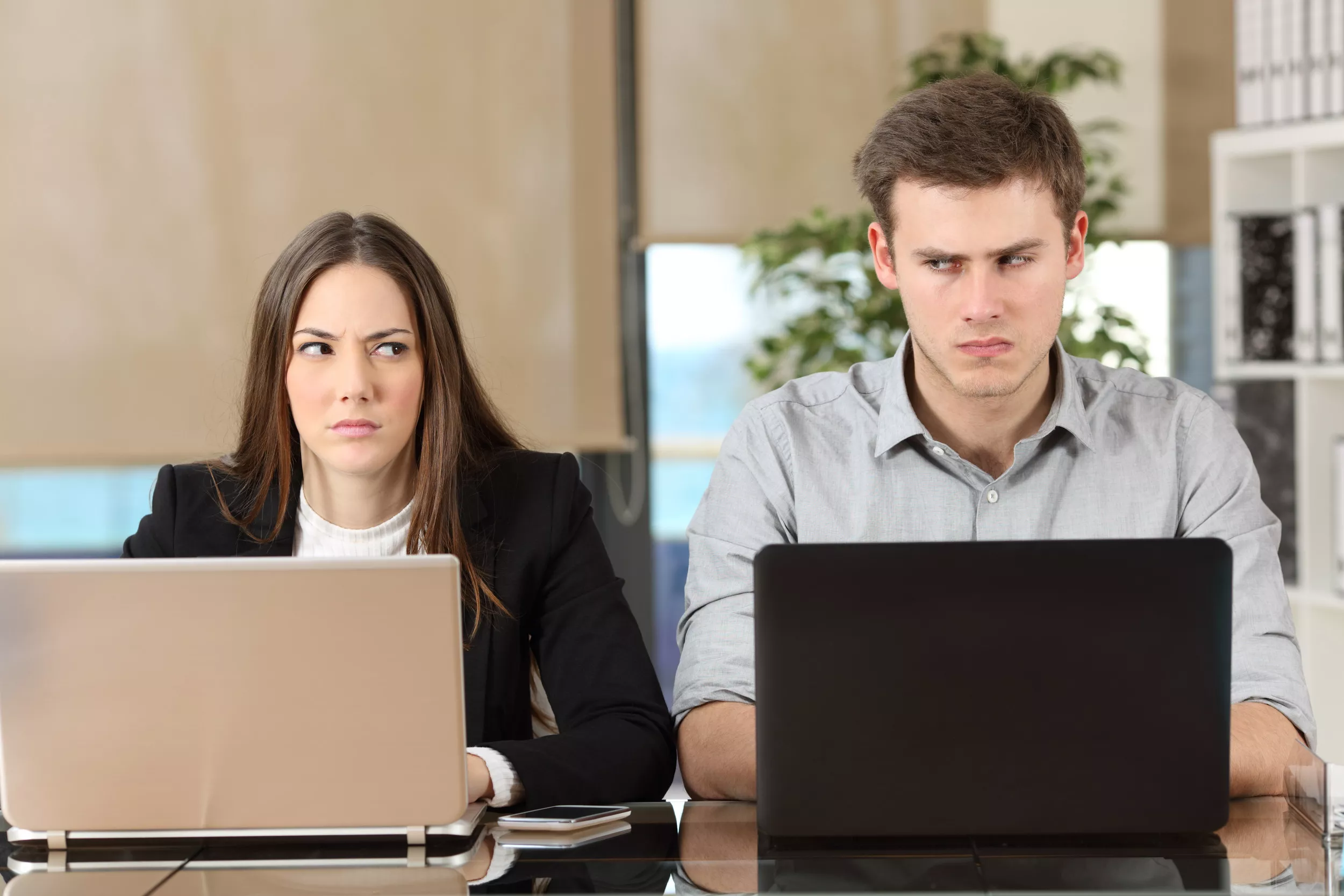 'Go to HR': Internet Backs Worker Who Refused To Give Time off to Mother - Vimarsana News