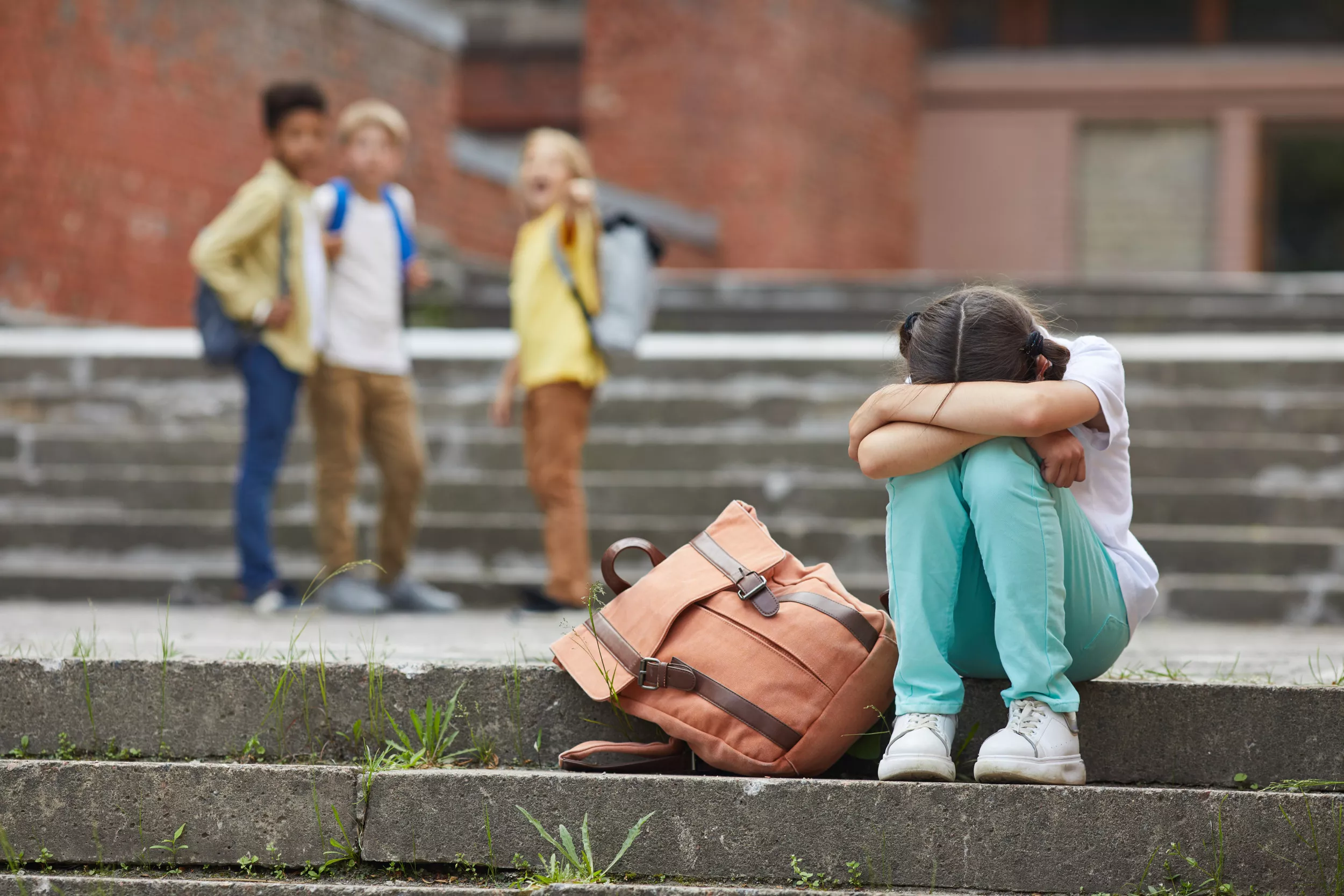 'You Did the Right Thing': Internet Backs Teen for Getting Sister Expelled - Vimarsana News