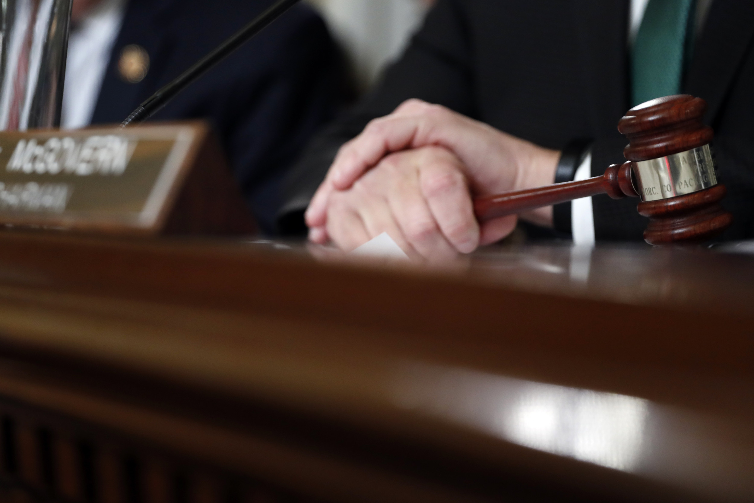 Man Gets 32 Months for Threatening to Kill Senators Murkowski, Sullivan Man Gets 32 Months for Threatening to Kill Senators Murkowski, Sullivan