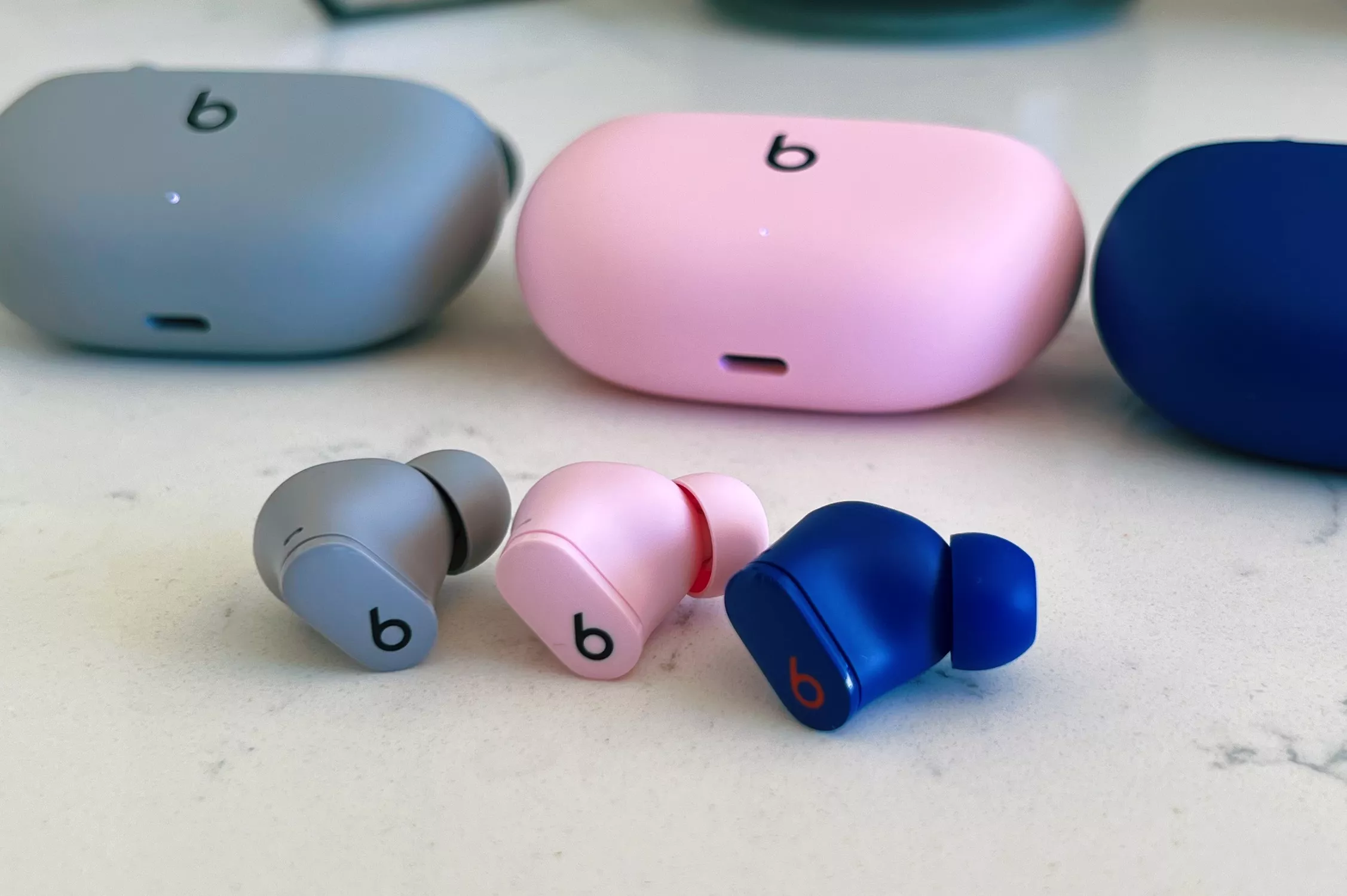 First Look: Beats Studio Buds Colors Moon Gray, Ocean Blue and Sunset Pink - Vimarsana News