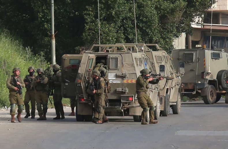 Israel, security, forces, Nablus, raid, Palestinians