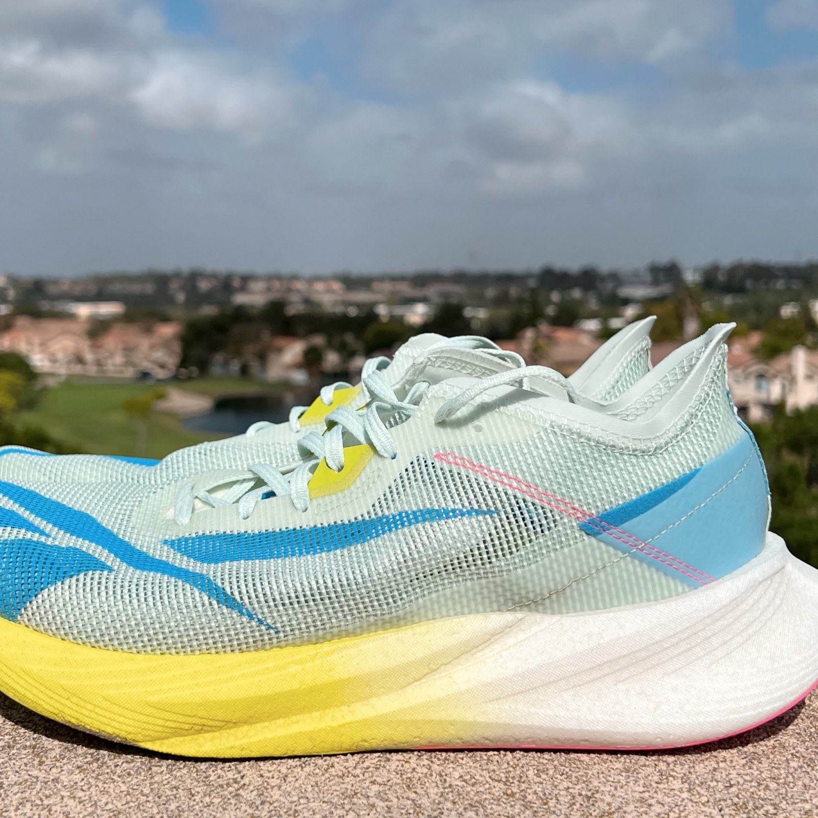 temblor Agrícola Cuarto A Tale of Two New Reebok Floatride Energy Running Shoes