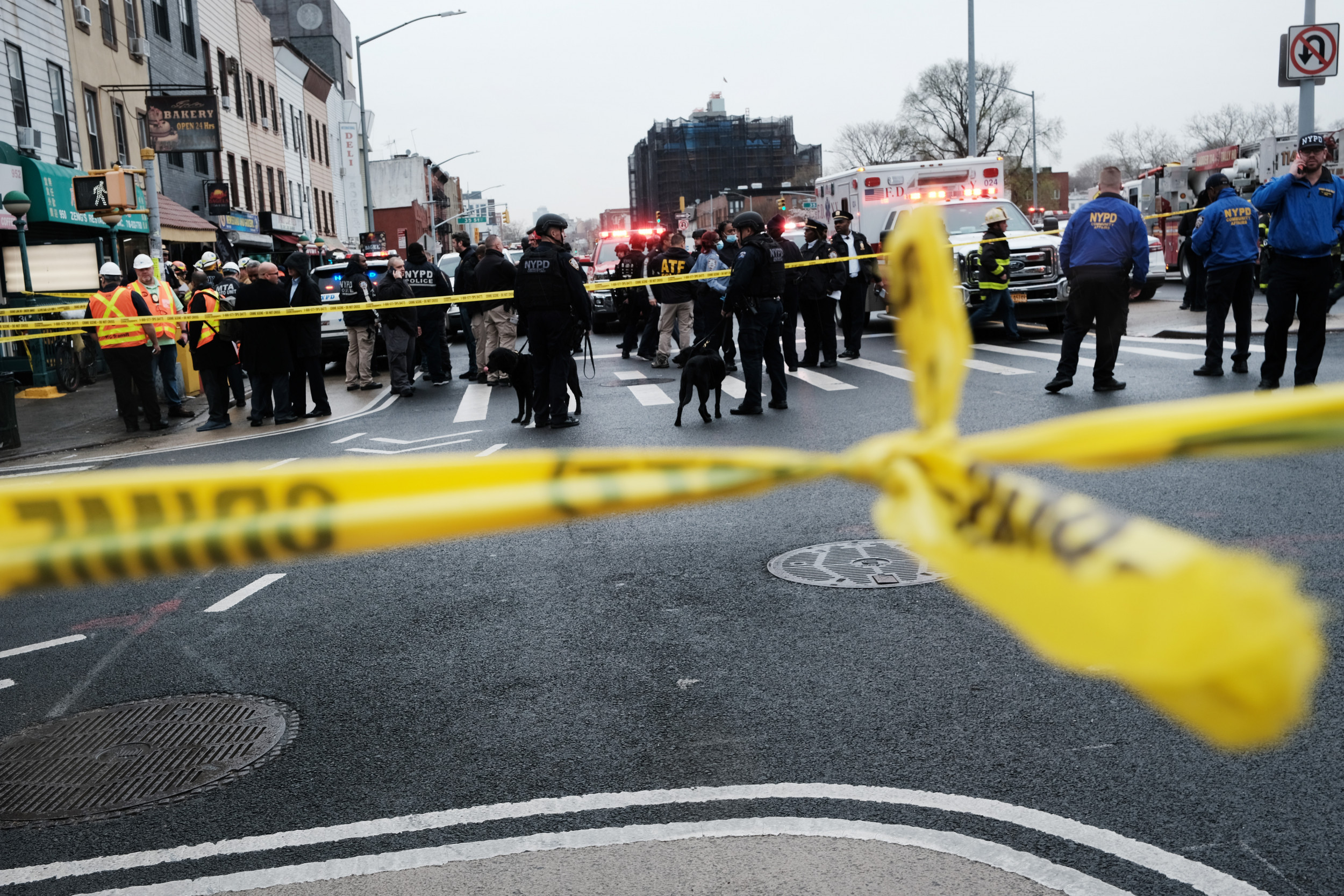 Brooklyn Subway Shooting Live Updates: Suspect Still at Large, Terrorism Suspected