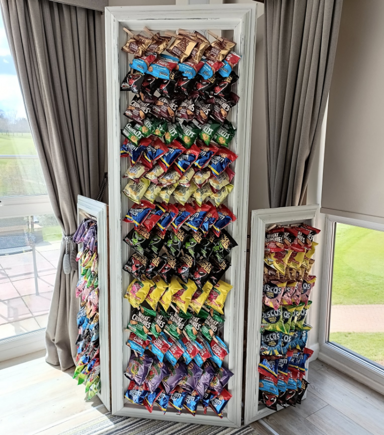 Bride and Groom Serve Wedding Guests a Wall of Potato Chips: ‘Heaven’