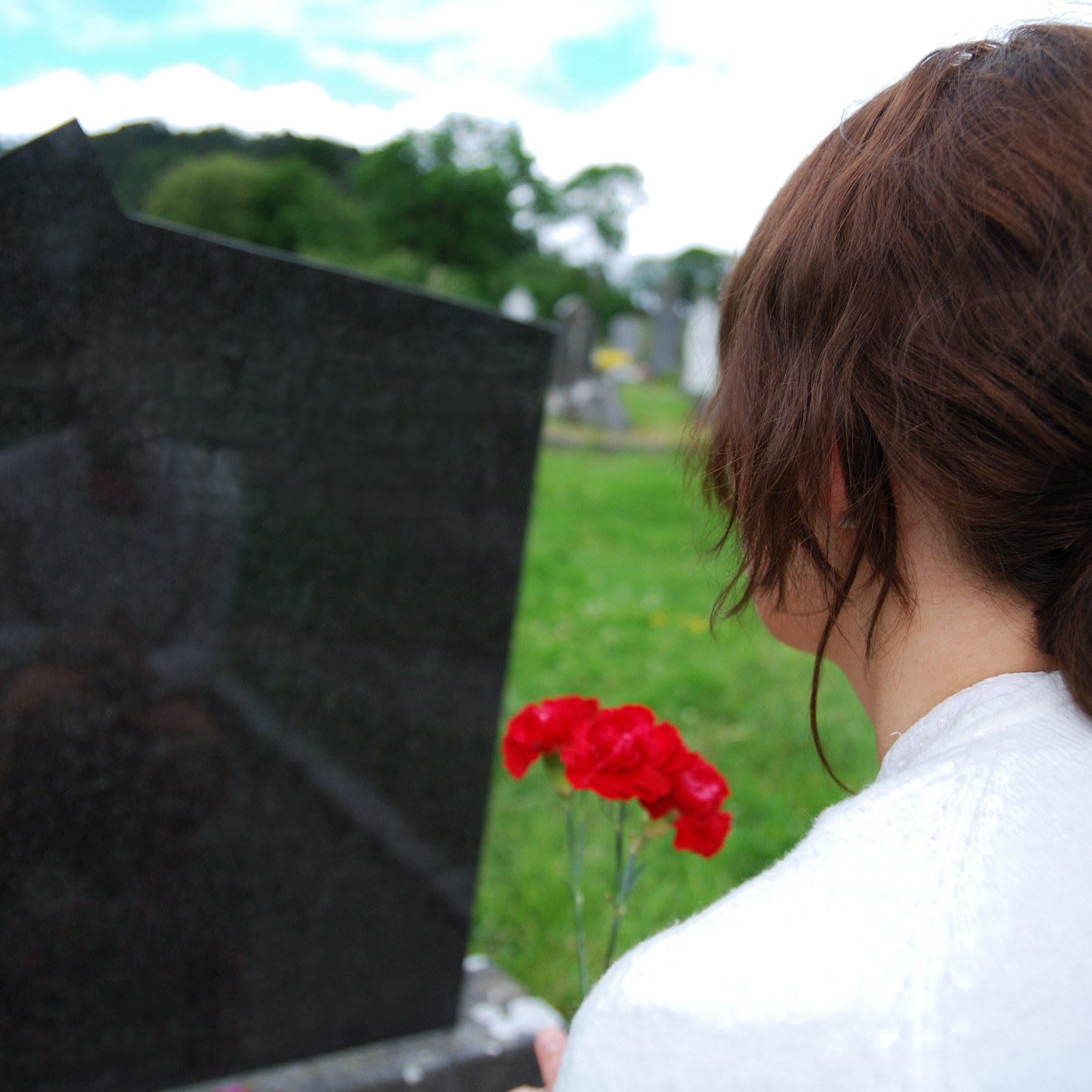 'Stay Well Away': Internet Split Over Wife Attending Ex-Husband's Funeral - Newsweek