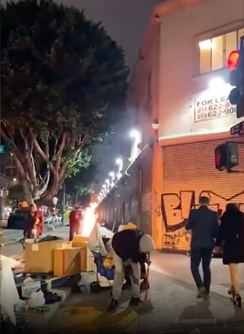 Screengrab from @da.ron_'s video.