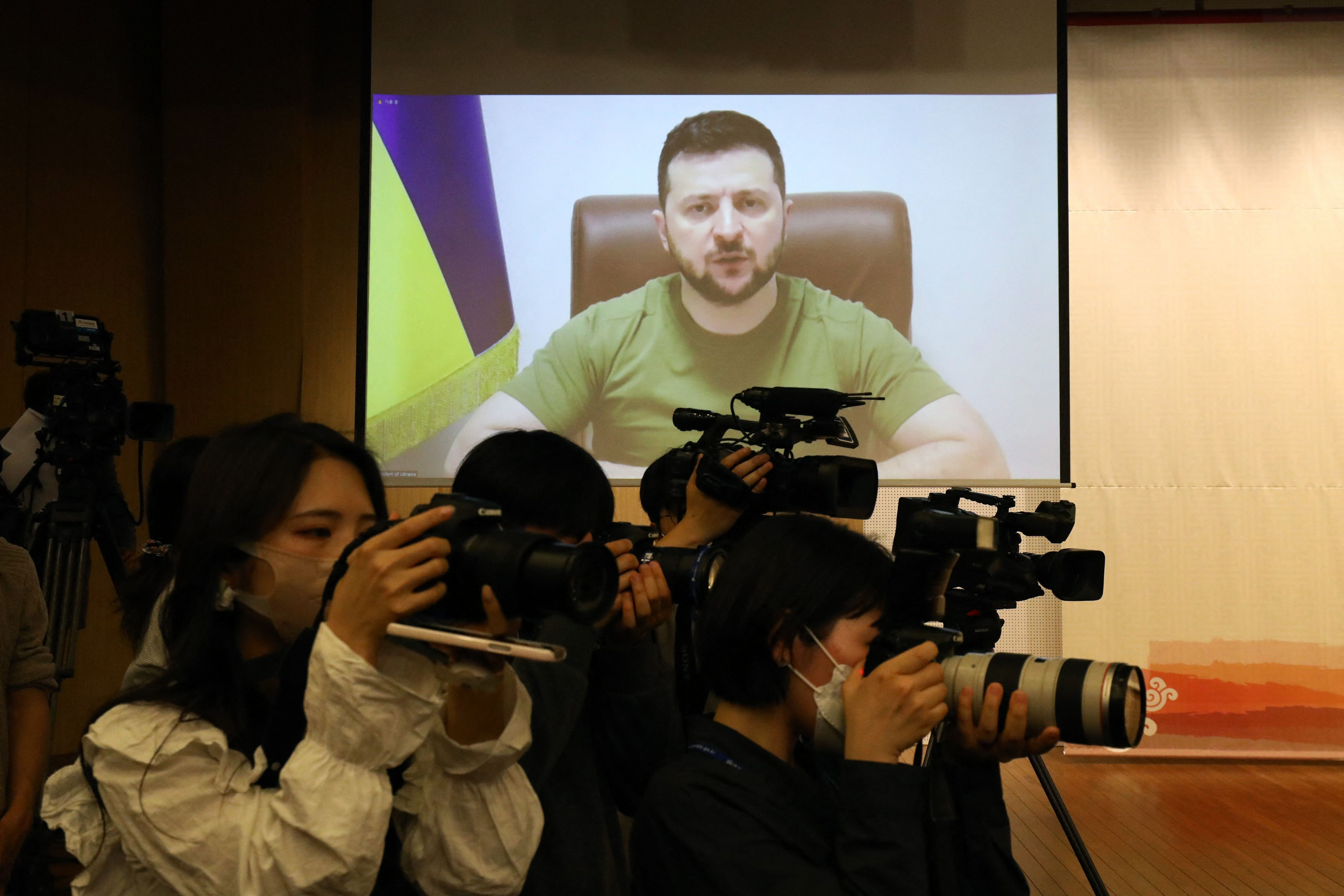 Putin Won't End War Until He Ousts Zelensky, Former Kremlin Official Says