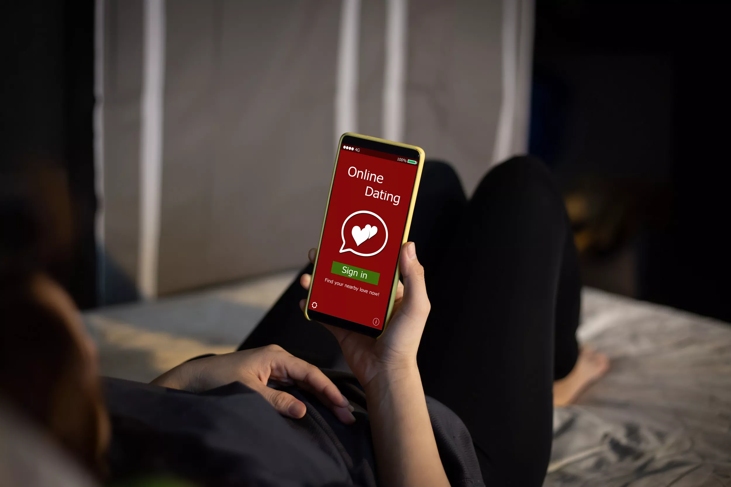 How 'The Tinder Swindler' Made This Woman Realize She Was Being Scammed - Vimarsana News