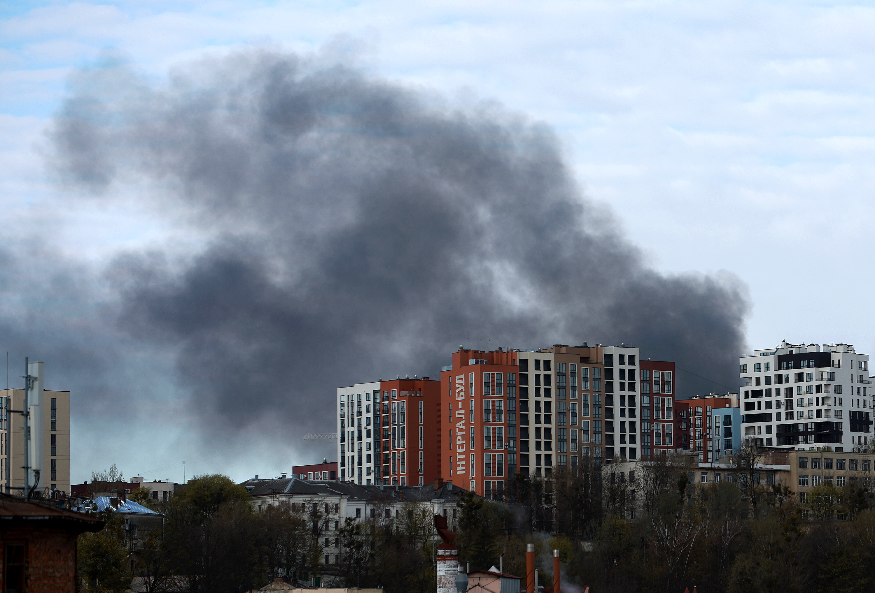 Ukraine War Day 54: Russian Assault Continues Missiles Hit Lviv Kharkiv – Newsweek