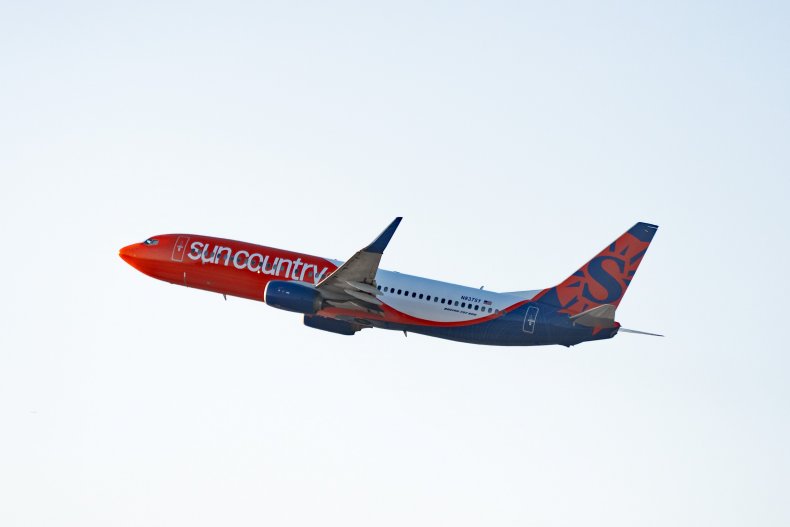 sun country airlines hawaii flights