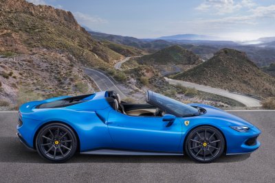 2023 Ferrari 296 GTS 2023 Ferrari 296 GTS