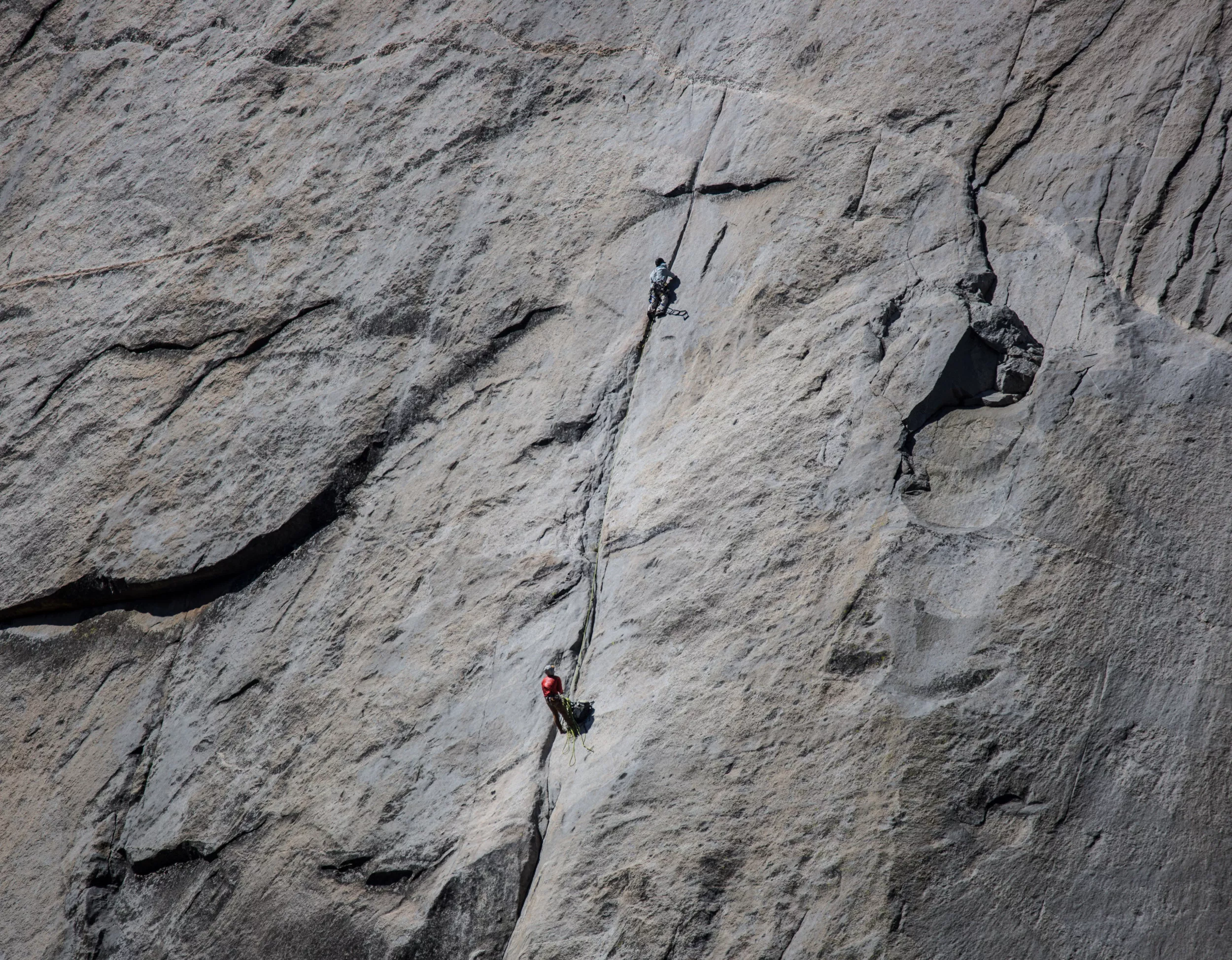 'Not a Chance': Rock Climbers Sleeping in Mid-Air Tents Shocks Viewers - Vimarsana News