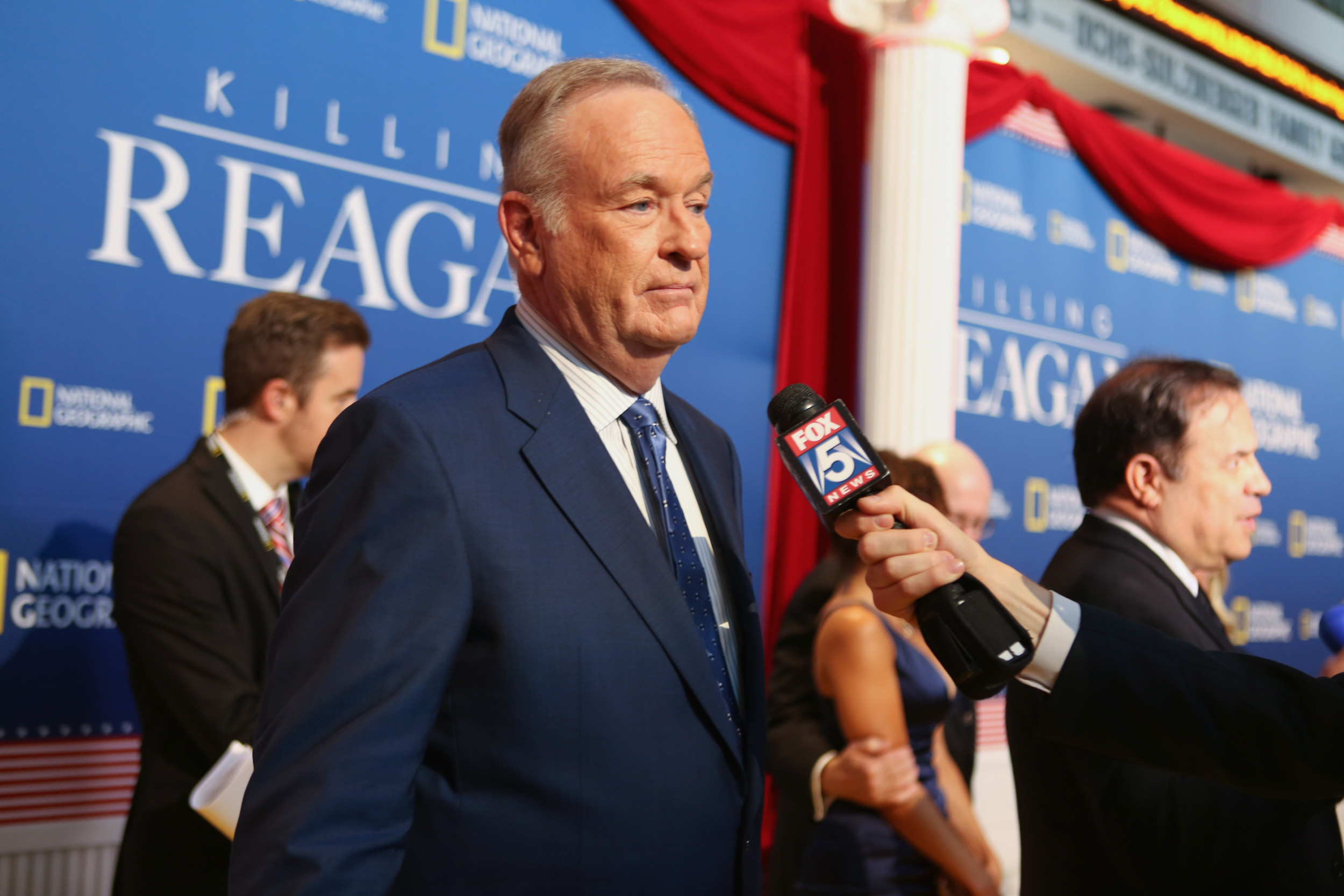 Bill O Reilly Caught On Video Berating JetBlue Employee Over Flight Delay