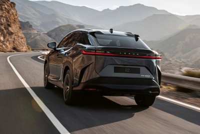 2023 Lexus RZ 450e 2023 Lexus RZ 450e