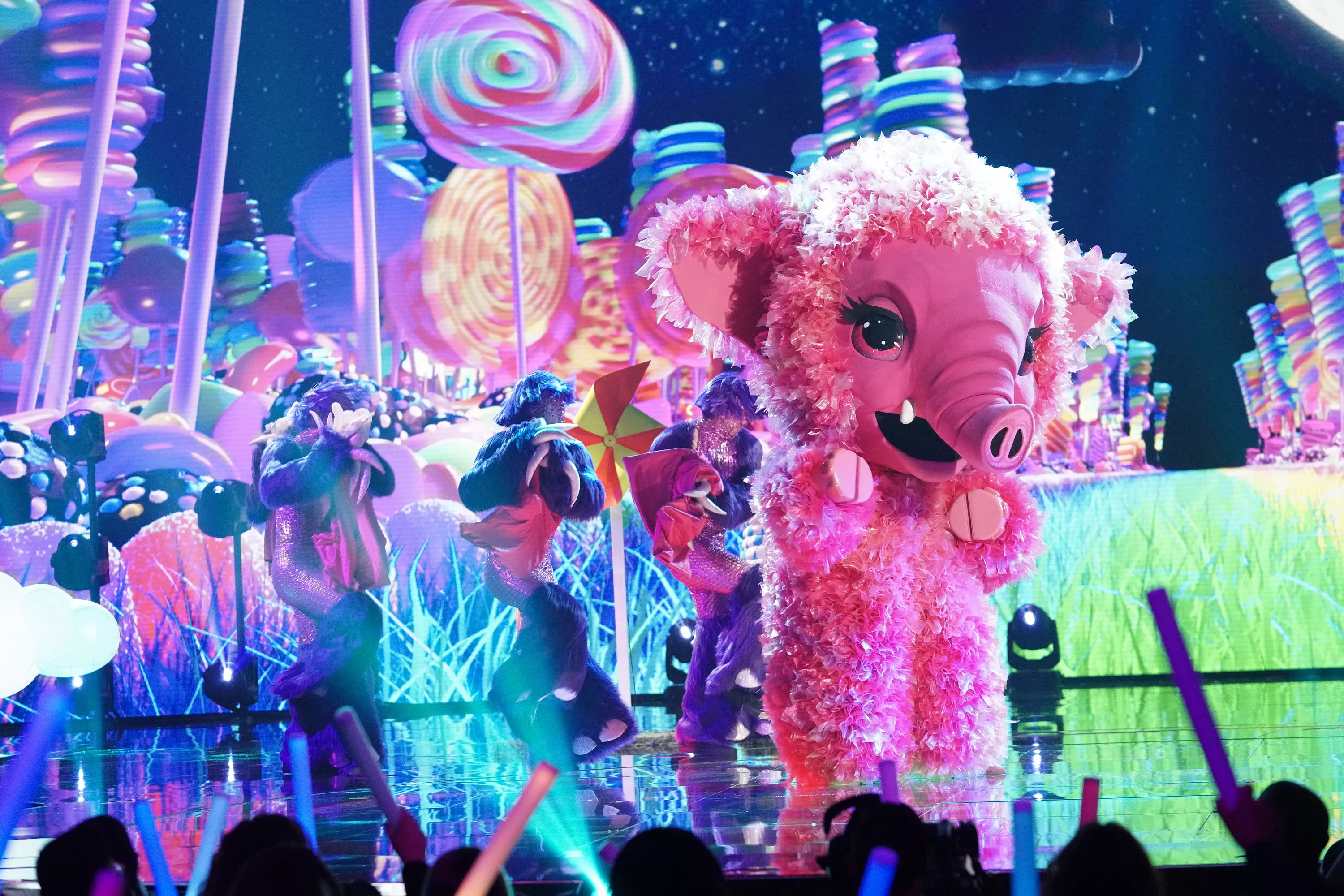 'The Masked Singer' 2022: Meet the Contestants of Season 7's Third Round - Vimarsana News
