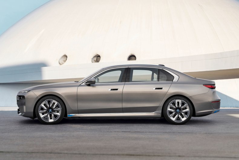 2023 BMW i7