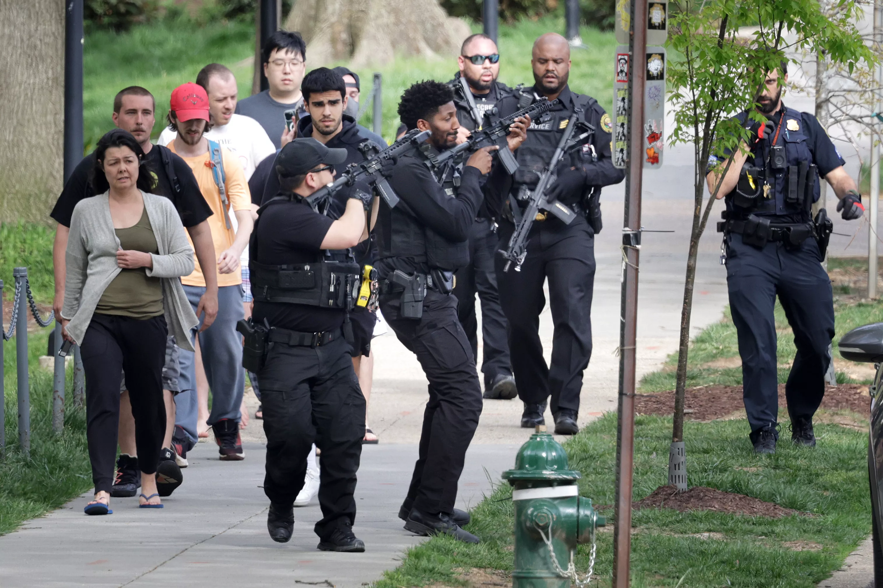 Multiple People Shot, Including Child, in D.C., Police Say - Vimarsana News