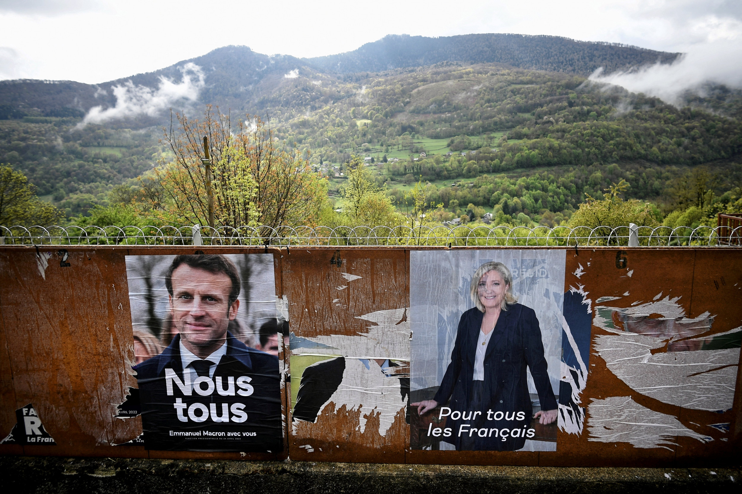 French Election: Can Marine Le Pen Defeat Macron? The Polls Are Ominous