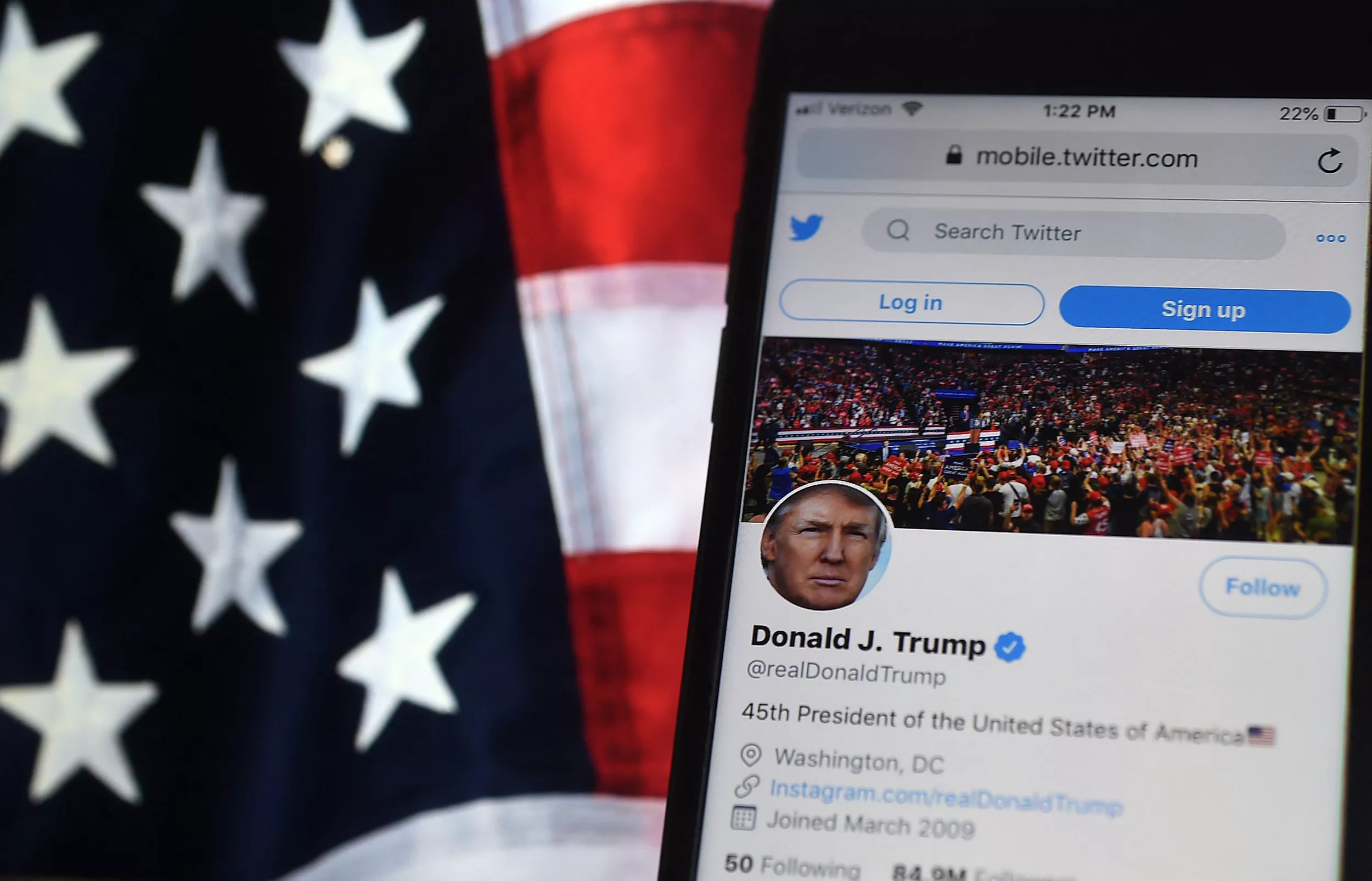 Donald Trump Rejoining Twitter Could Hurt Republicans in Midterms - Vimarsana News