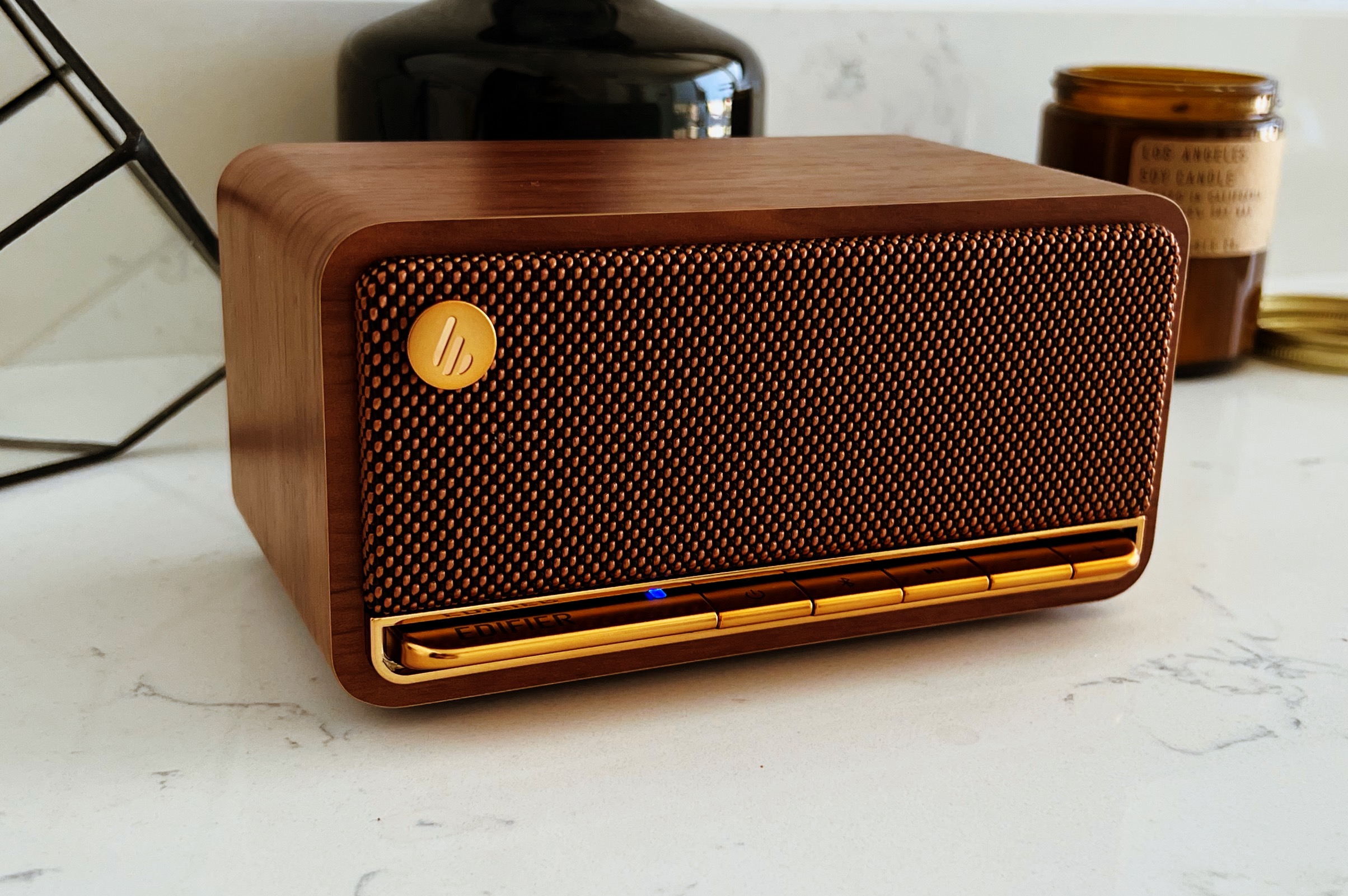 More Bluetooth Speakers Should Look Like This One