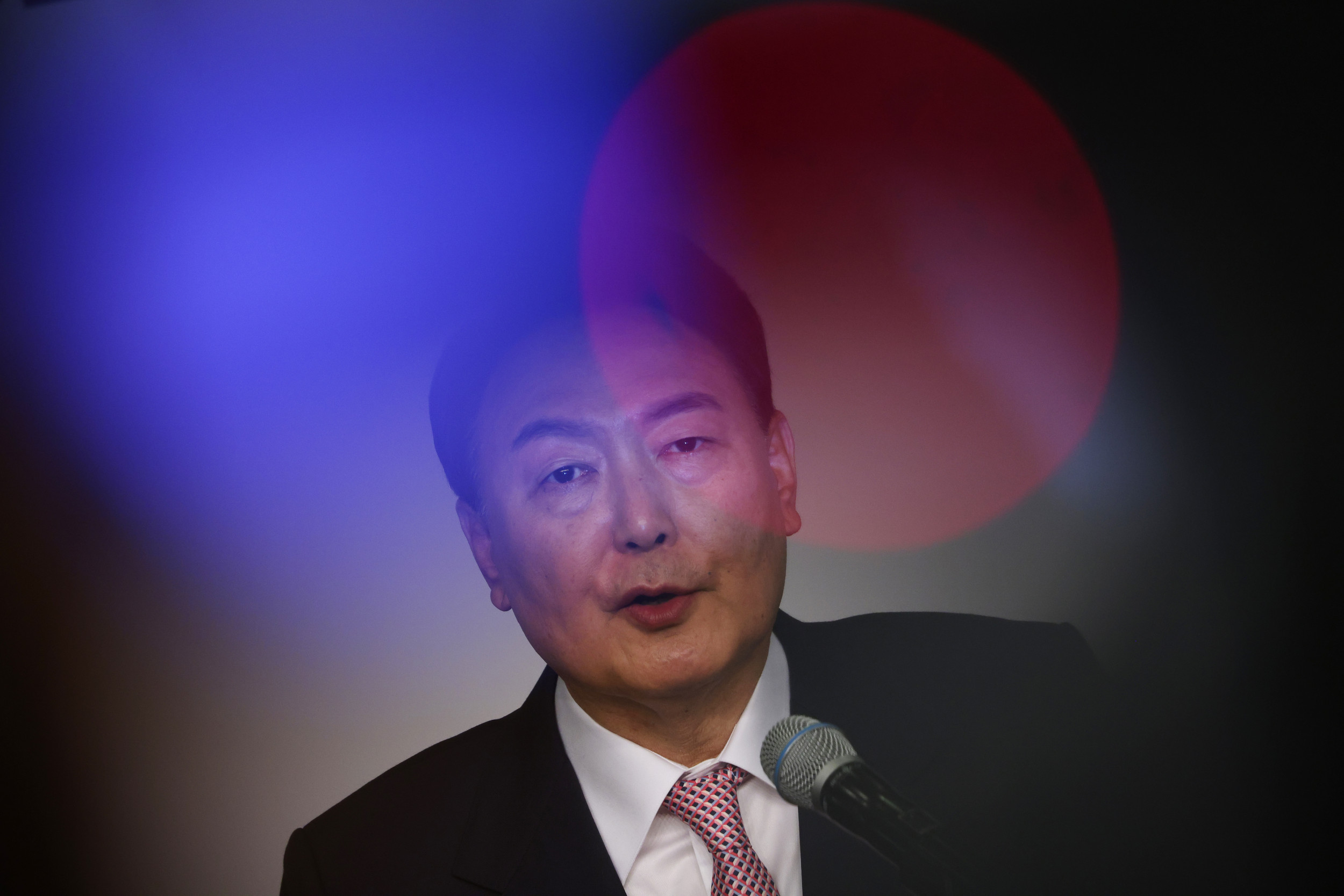 한국의 새 대통령, 지정학적 지뢰밭에 들어간다
