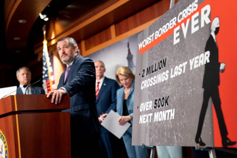 US-POLITICS-CONGRESS-TITLE42