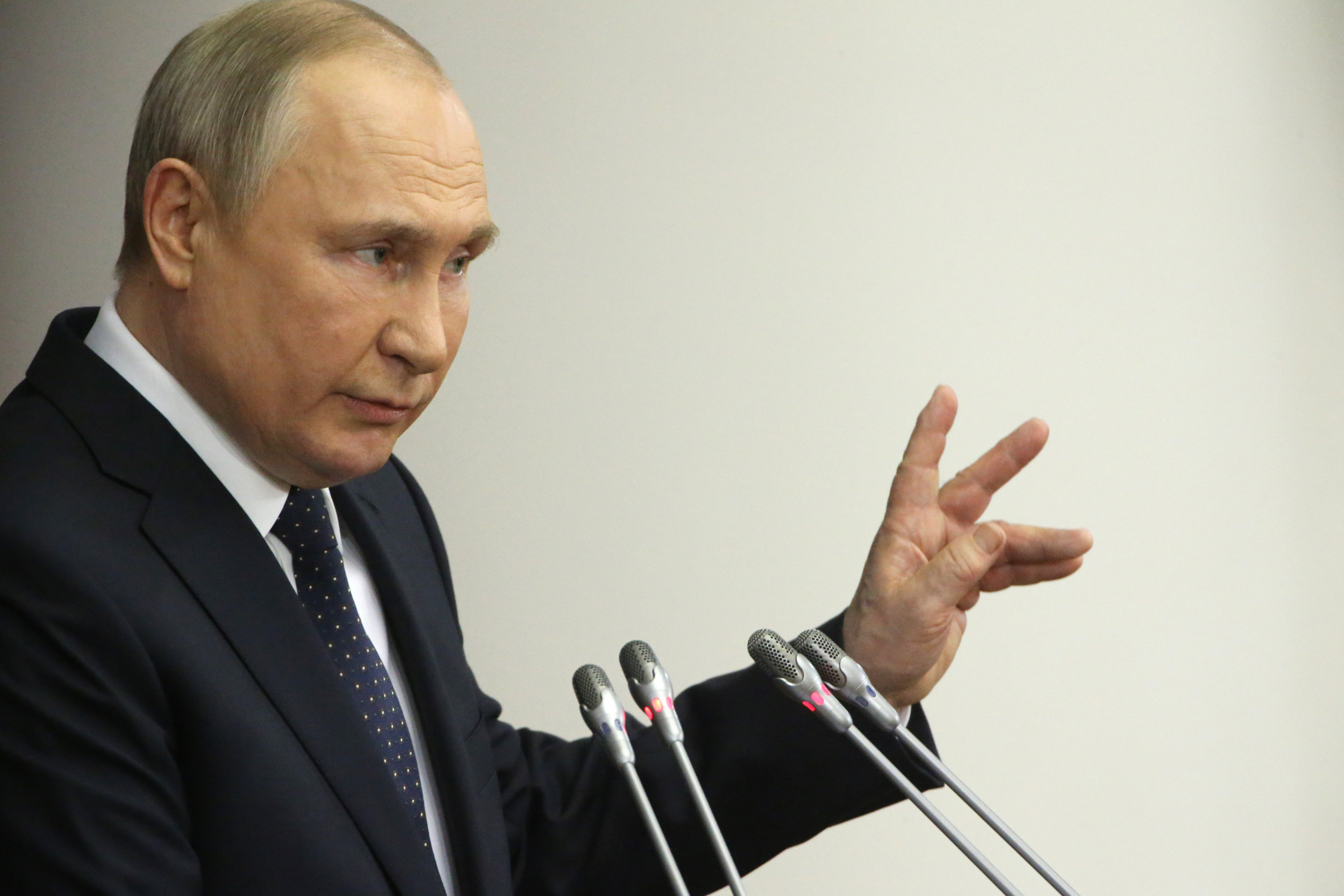 'Putin Huylo' Meaning as Phrase Becomes Rallying Cry for Ukraine Support