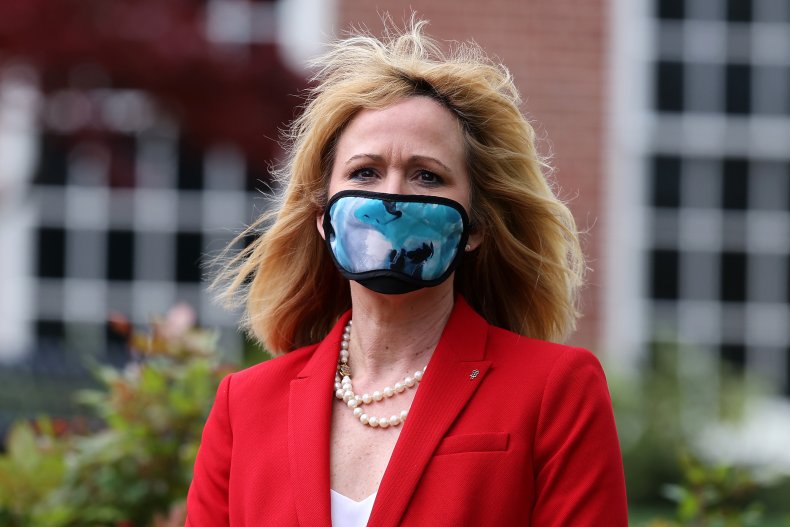 Kelly Schulz Wears a Face Mask
