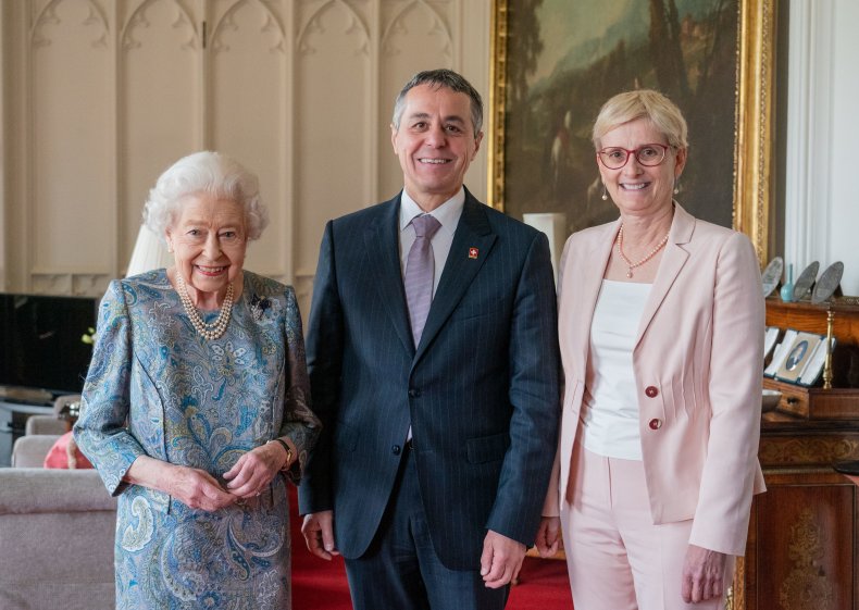 Queen Elizabeth II and President Cassis