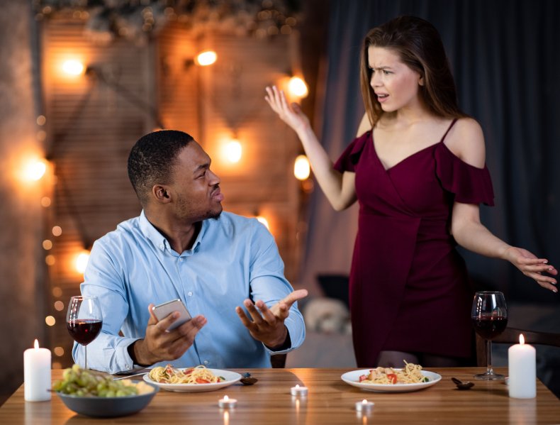 Man criticized for rude joke at dinner