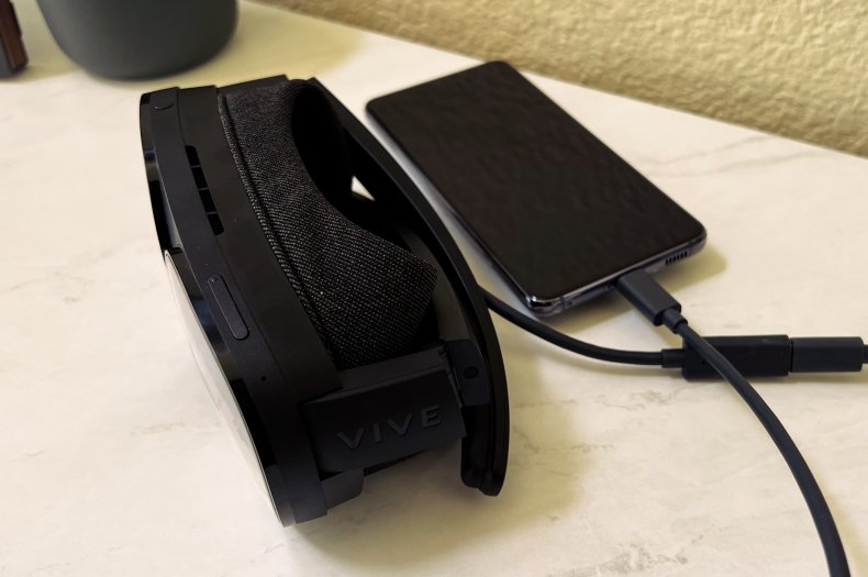 HTC Vive Flow