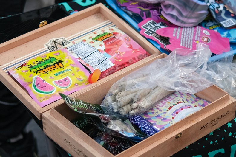 New Yorkers Celebrate 4/20 Day In Washington