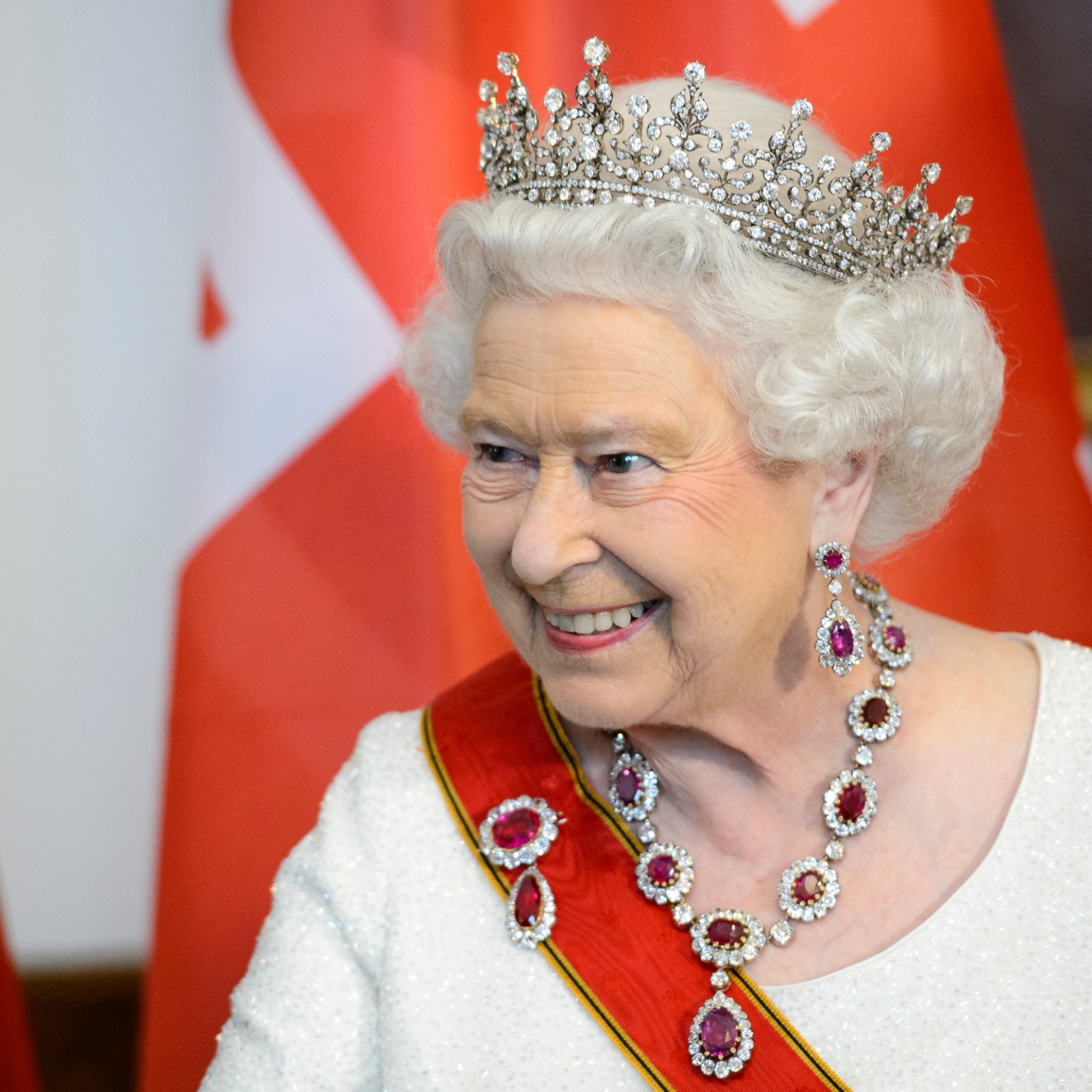 The History of the Tiara  Are Tiaras On Trend In 2023?