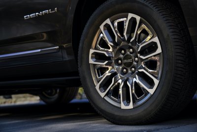 2023 GMC Yukon Denali Ultimate 2023 GMC Yukon Denali Ultimate