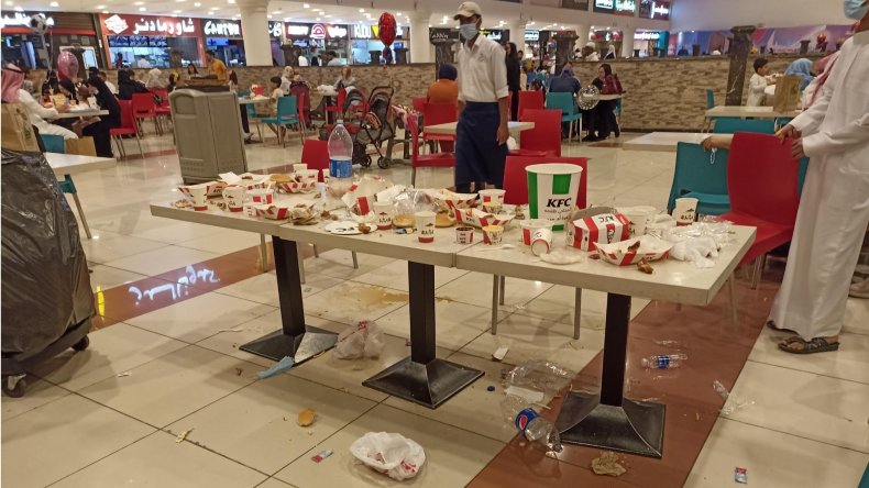 kfc family mess saudi arabia mall