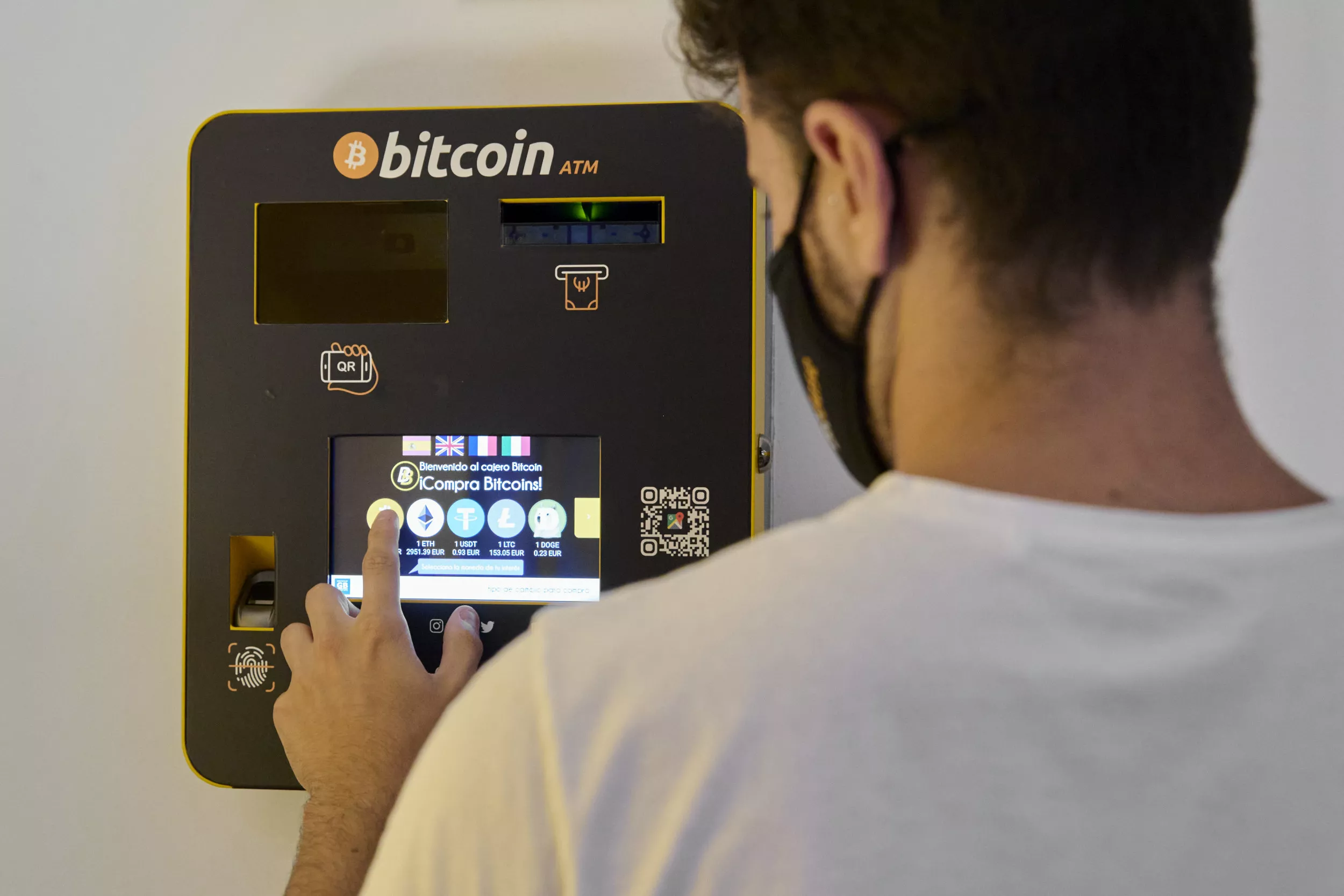 Bitcoin in Your 401(k)? Not So Fast, Financial Advisors Say - Vimarsana News