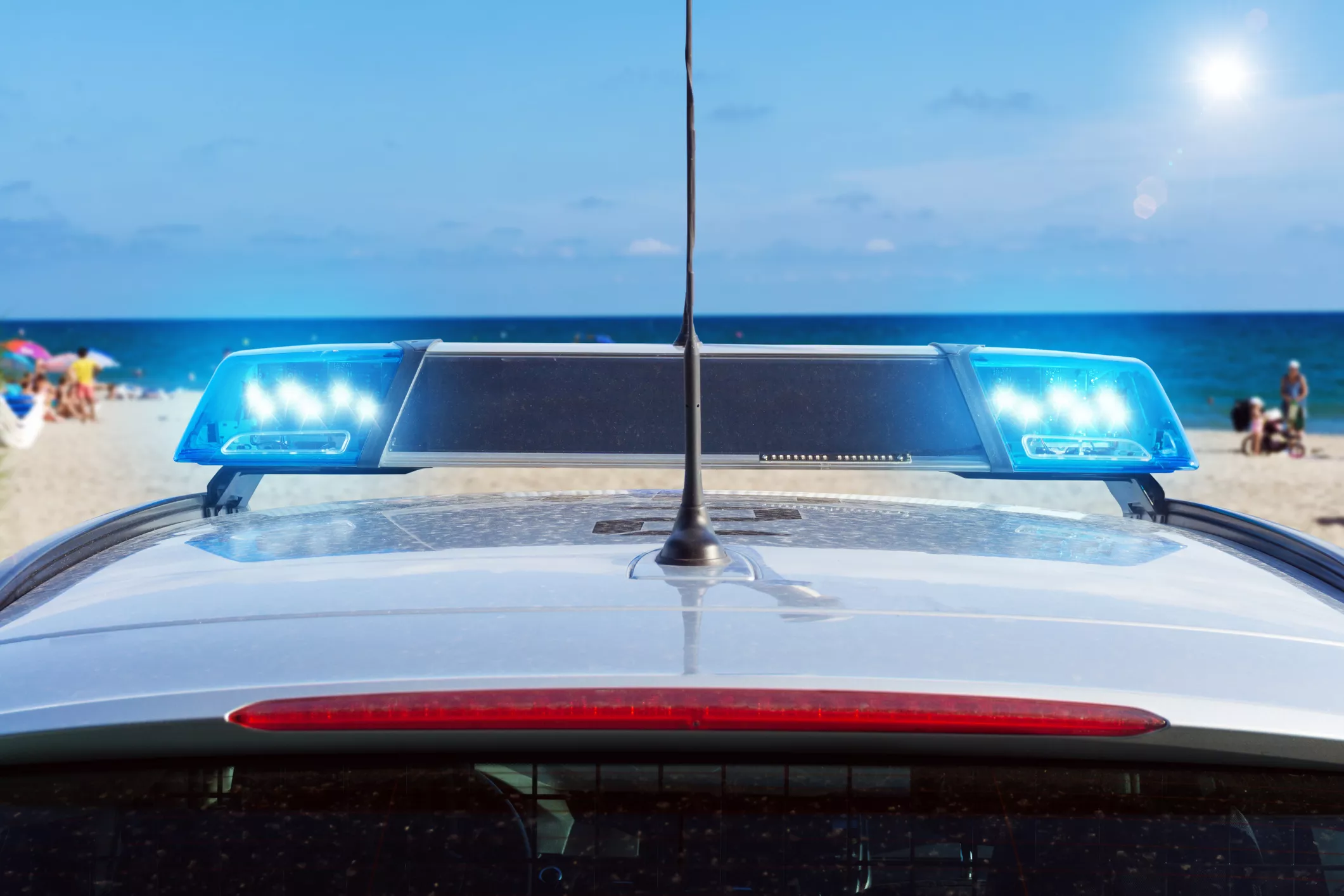 Florida Deputy Ran Over Young Woman Lying on Beach in Middle of Afternoon - Vimarsana News