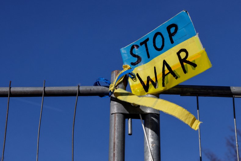 Russian Diplomat Publicly Denounces Ukraine War 