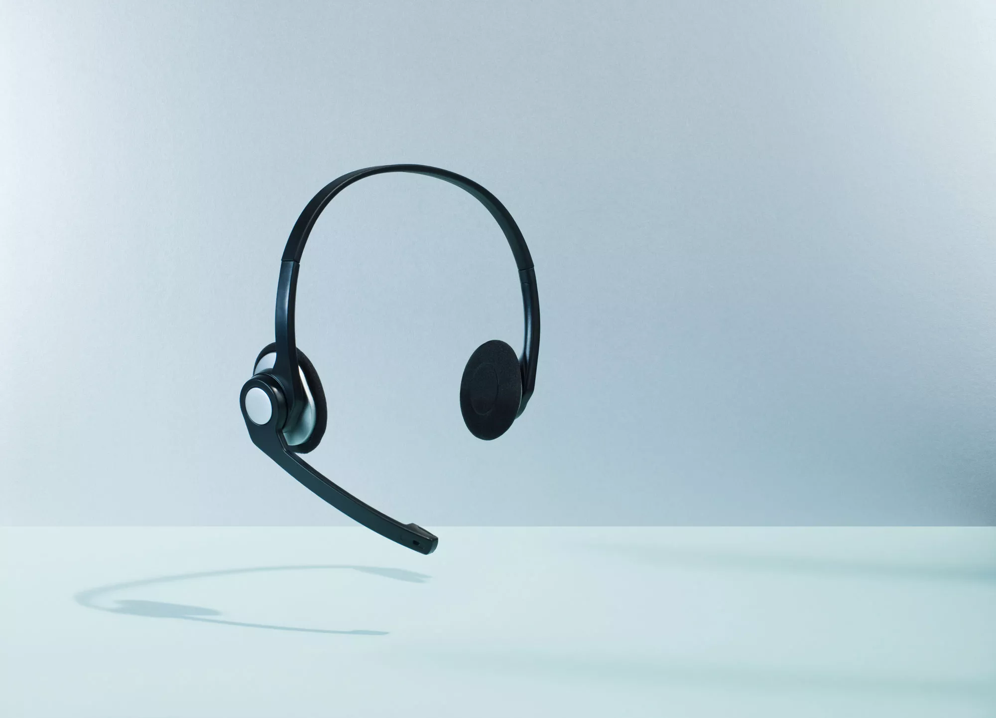 How to Reach a Human Being In Customer Service - Vimarsana News