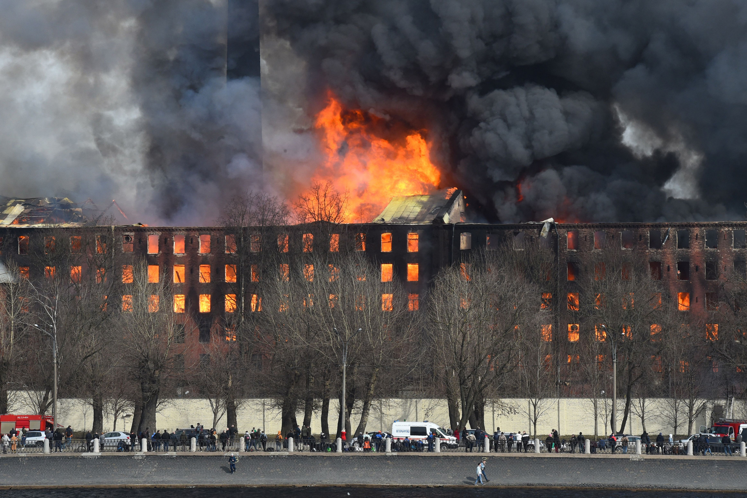 Fire Engulfs Aviation College in Russian Town Hit by Blast Days Earlier