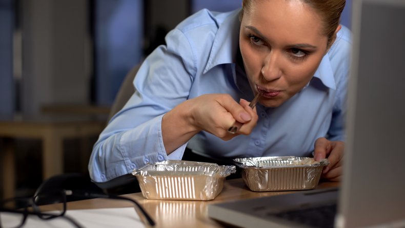 lunch theft pad thai peanut allergy aita