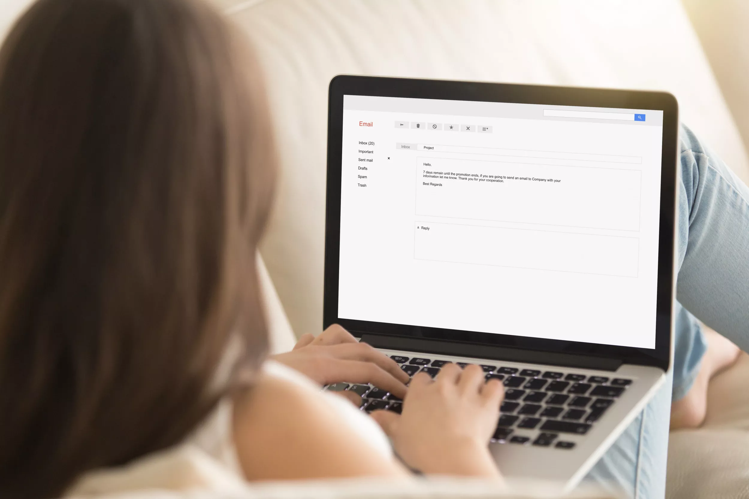 Parent's Response to Teacher's Email About Child's Sleeping Habits Dragged - Vimarsana News