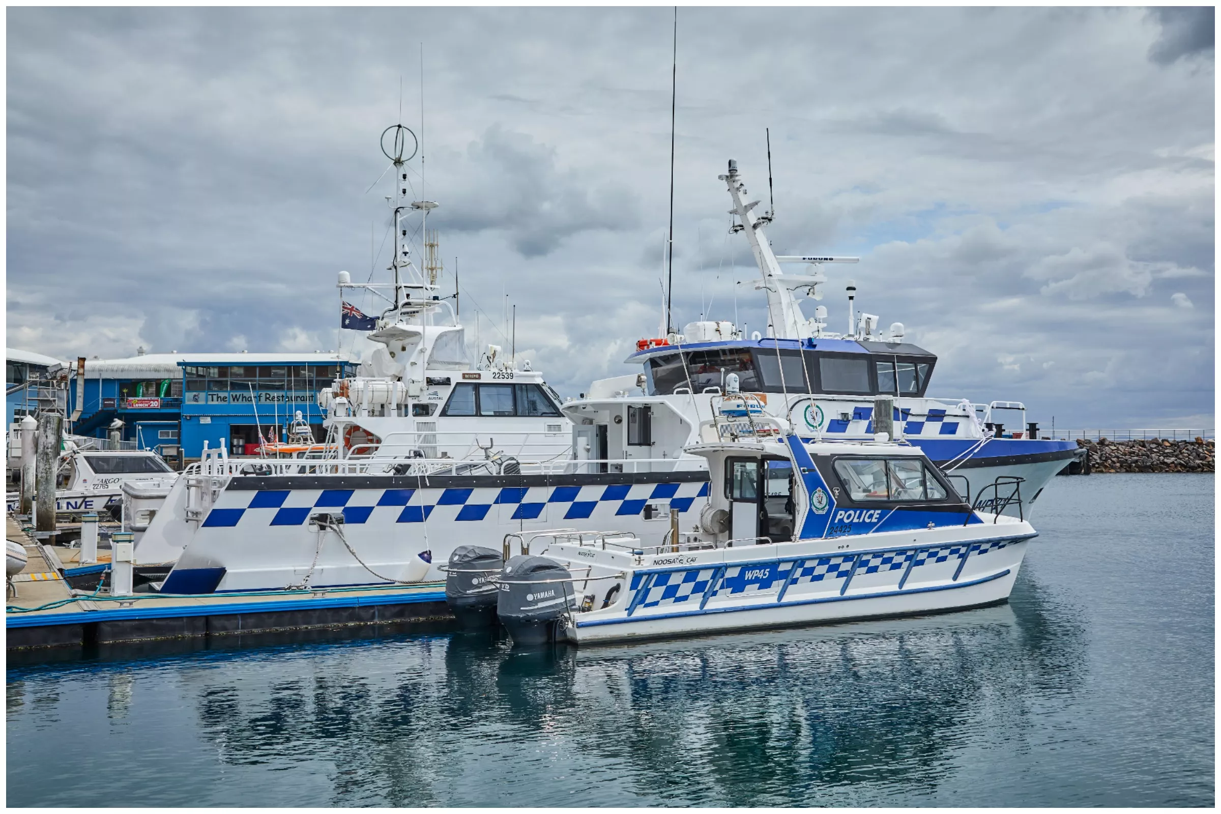 Dead Diver Found Near $13M Worth of Cocaine Floating in Water: Police - Vimarsana News